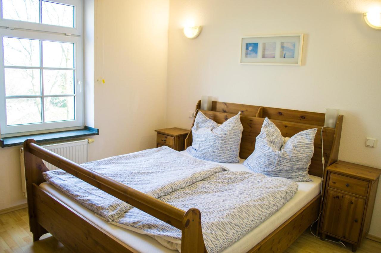 Ferienwohnungen Poppelvitz Altefahr Ngoại thất bức ảnh
